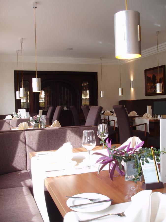 Hotel-Restaurant Hochwiesmuhle Bexbach Extérieur photo