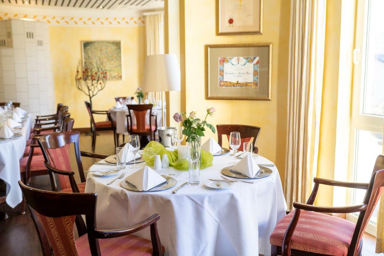Hotel-Restaurant Hochwiesmuhle Bexbach Extérieur photo