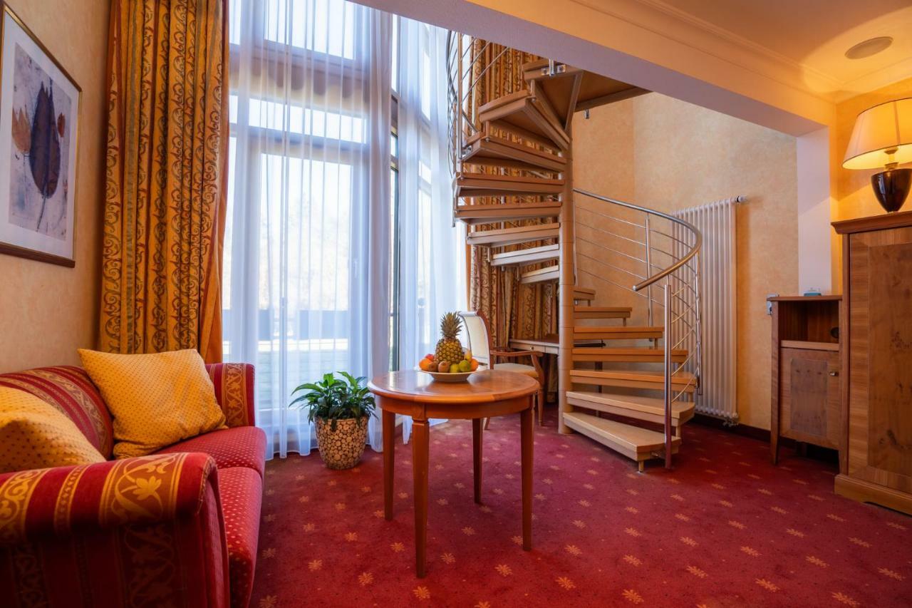 Hotel-Restaurant Hochwiesmuhle Bexbach Extérieur photo