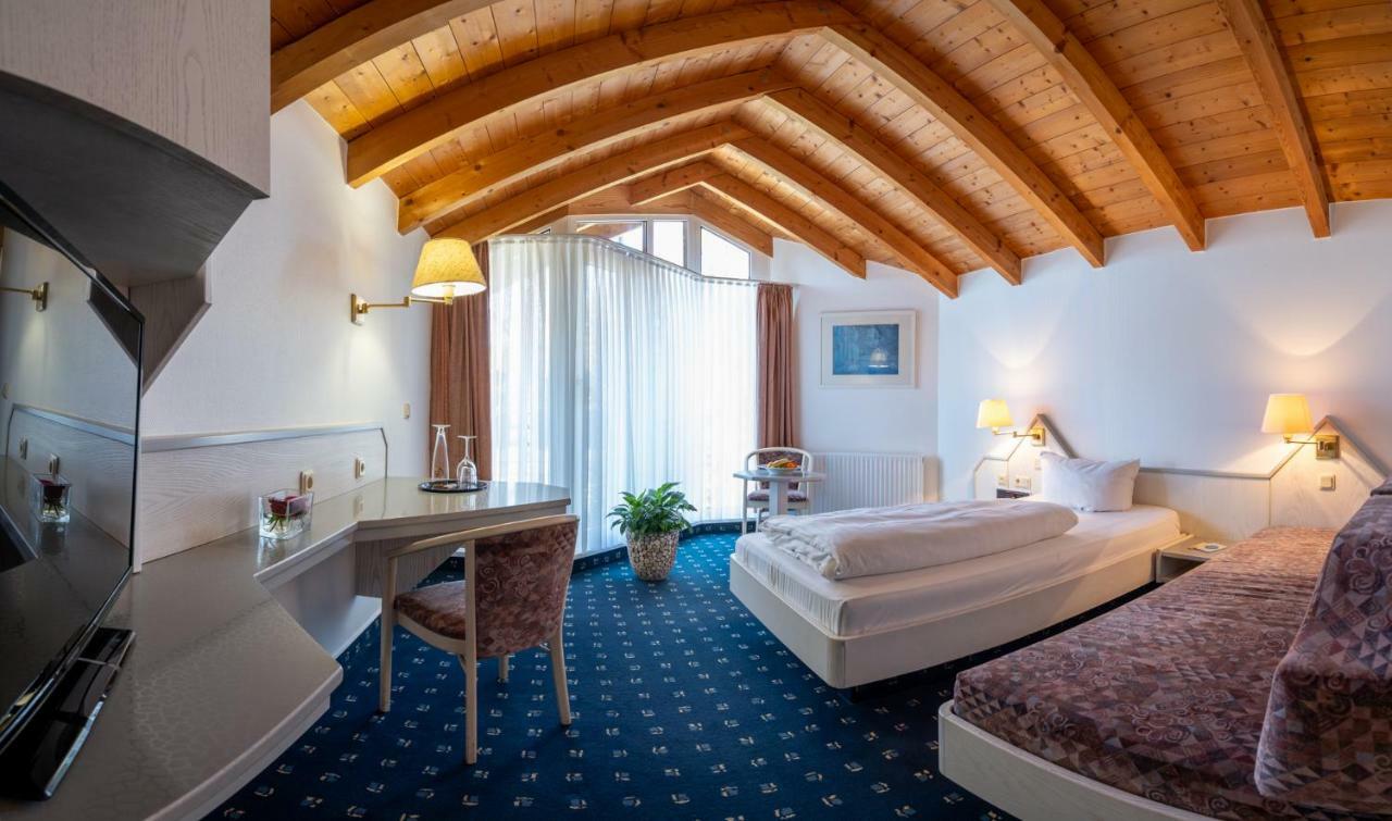 Hotel-Restaurant Hochwiesmuhle Bexbach Extérieur photo